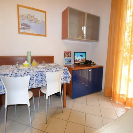 Comfy Flat In With Wifi Beahost Lejlighed Bibione